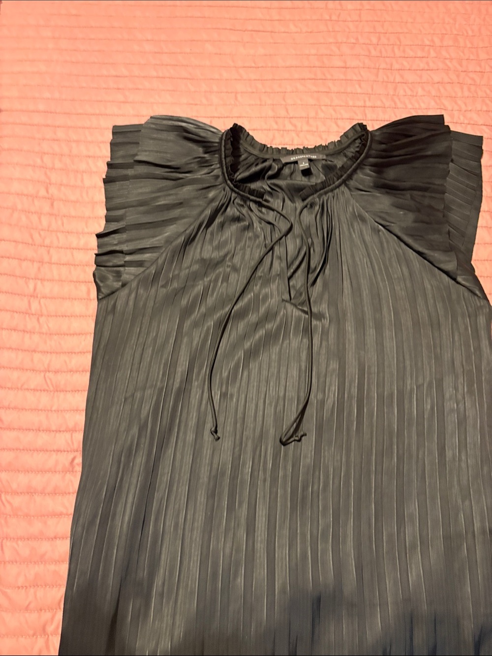 Black Pleated Sleeveless Blouse with Tie Neck